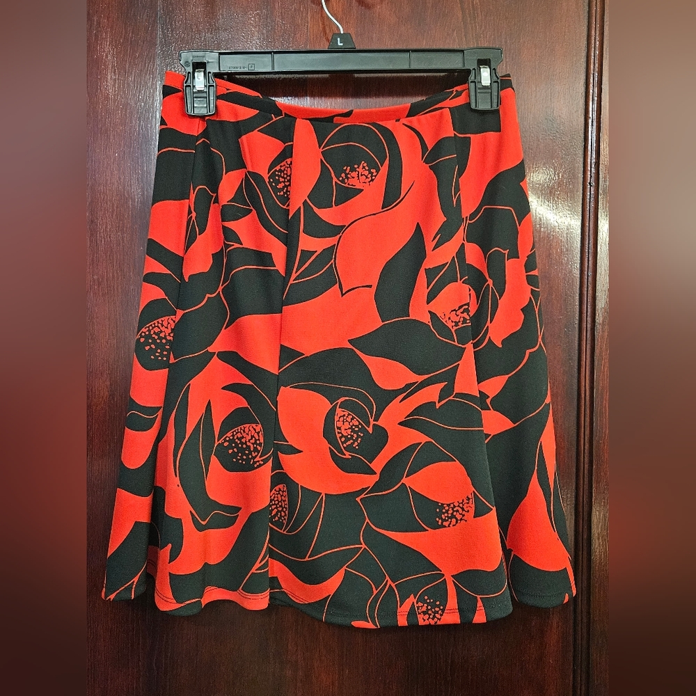 Express red and black flowy mini skirt size XS